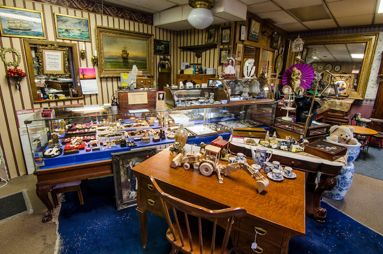 Petersons Antiques